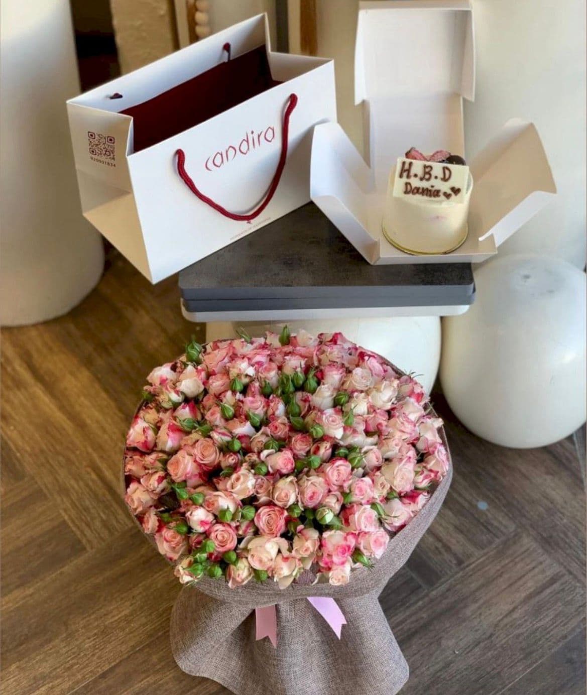 هدايا عيد ميلاد - نموذج 2